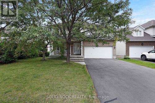 2011 Calico Crescent, Ottawa, ON - Outdoor With Facade