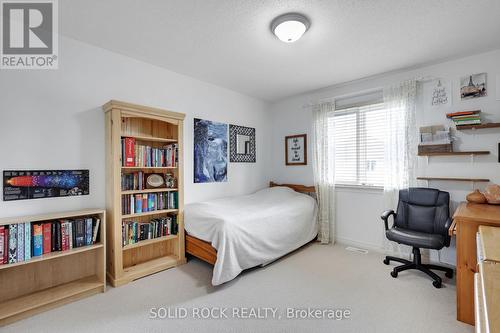 2011 Calico Crescent, Ottawa, ON - Indoor Photo Showing Bedroom