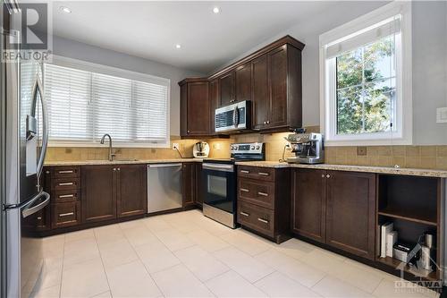 2634 Fallingwater Circle, Ottawa, ON - Indoor Photo Showing Kitchen With Stainless Steel Kitchen