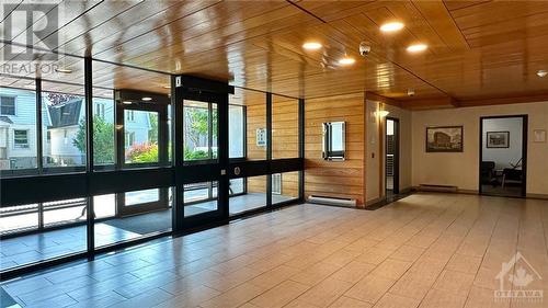 The Barclay's entrance foyer - 370 Dominion Avenue Unit#304, Ottawa, ON - Indoor Photo Showing Other Room