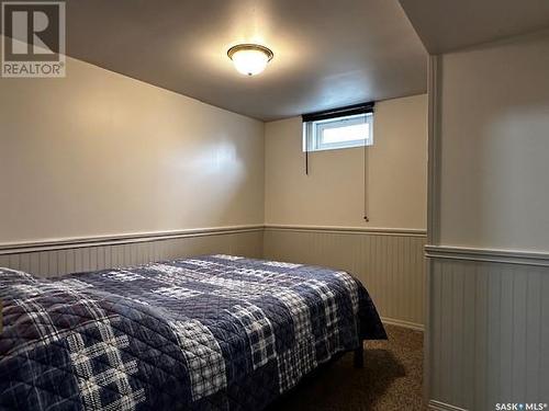 356 2Nd Avenue W, Melville, SK - Indoor Photo Showing Bedroom