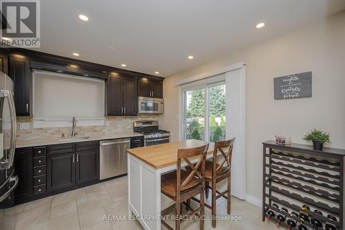 3521 Toffee Street, Burlington, ON - Indoor Photo Showing Kitchen With Stainless Steel Kitchen