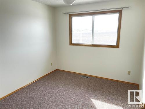 9811 99 St, Westlock, AB - Indoor Photo Showing Other Room