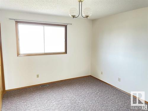 9811 99 St, Westlock, AB - Indoor Photo Showing Other Room