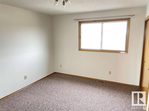 9811 99 St, Westlock, AB - Indoor Photo Showing Other Room