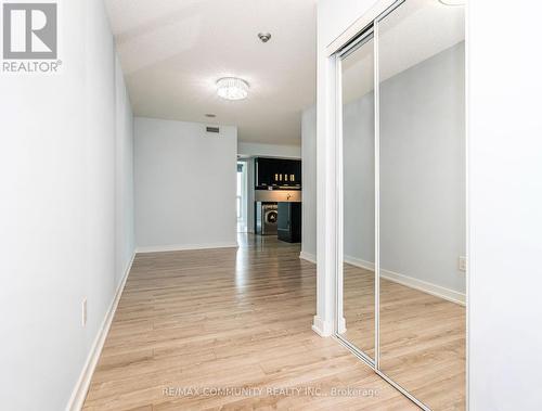 611 - 29 Singer Court, Toronto, ON - Indoor Photo Showing Other Room