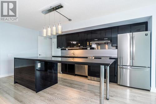 611 - 29 Singer Court, Toronto, ON - Indoor Photo Showing Kitchen With Stainless Steel Kitchen