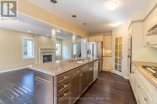 8 Portwine Drive, Toronto, ON - Indoor Photo Showing Kitchen