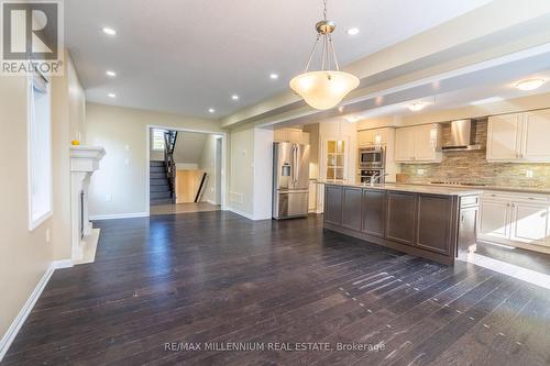 8 Portwine Drive, Toronto, ON - Indoor Photo Showing Kitchen With Upgraded Kitchen