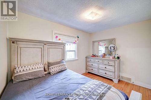 1235 Old River Road, Mississauga, ON - Indoor Photo Showing Bedroom