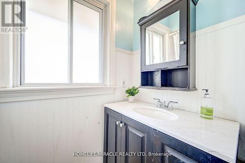 1235 Old River Road, Mississauga, ON - Indoor Photo Showing Bathroom