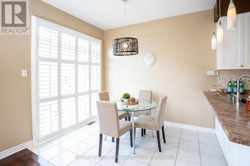 4802 Bluefeather Line, Mississauga (Hurontario), ON - Indoor Photo Showing Dining Room