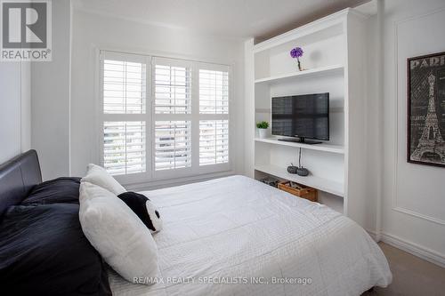 4802 Bluefeather Line, Mississauga (Hurontario), ON - Indoor Photo Showing Bedroom