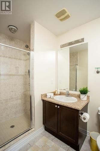 4802 Bluefeather Line, Mississauga, ON - Indoor Photo Showing Bathroom