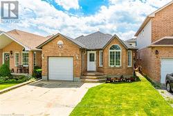 38 MEADOWPOINT DRIVE  Hamilton (Allison), ON L9B 2T4