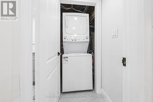 96 Cardinal Drive, Hamilton, ON - Indoor Photo Showing Laundry Room