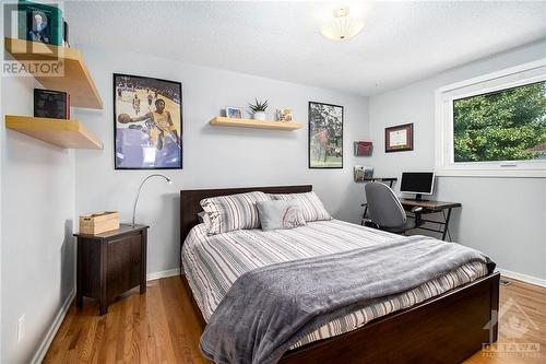 64 Beechmont Crescent, Ottawa, ON - Indoor Photo Showing Bedroom