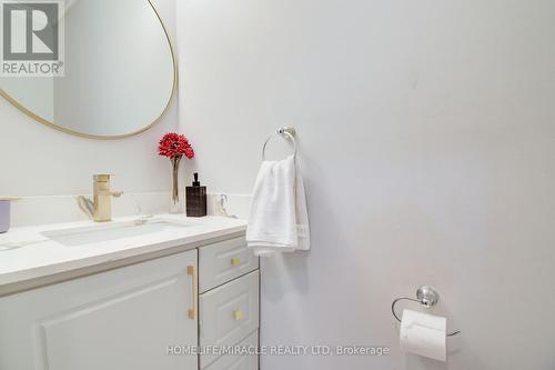 45 Williamson Drive, Brampton, ON - Indoor Photo Showing Bathroom