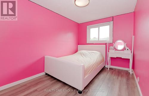 107 - 11 Harrisford Street, Hamilton (Red Hill), ON - Indoor Photo Showing Bedroom