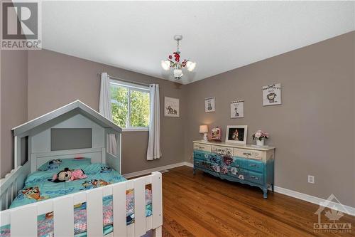 43 Brae Crescent, Stittsville, ON - Indoor Photo Showing Bedroom