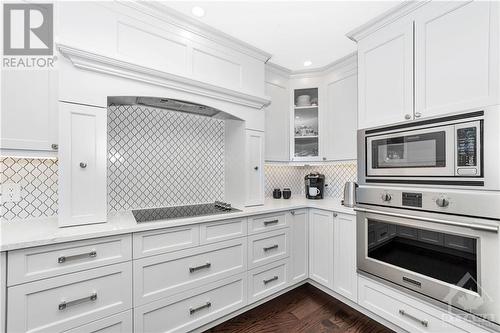 43 Brae Crescent, Stittsville, ON - Indoor Photo Showing Kitchen