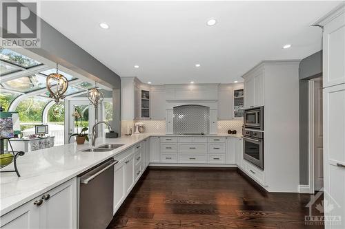 43 Brae Crescent, Stittsville, ON - Indoor Photo Showing Kitchen With Double Sink With Upgraded Kitchen