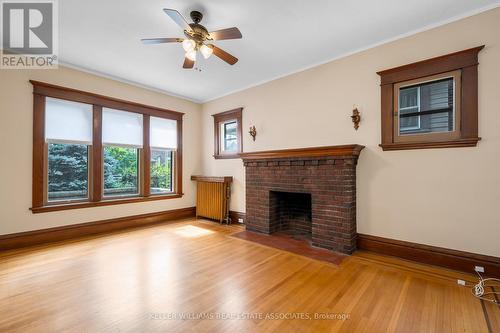 144 Sherman Avenue S, Hamilton (St. Clair), ON - Indoor Photo Showing Living Room With Fireplace