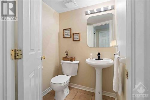 29 Wallsend Avenue, Ottawa, ON - Indoor Photo Showing Bathroom