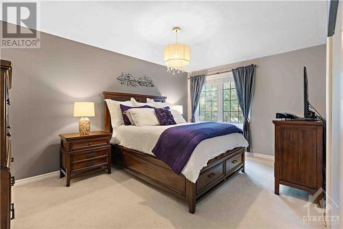 29 Wallsend Avenue, Ottawa, ON - Indoor Photo Showing Bedroom