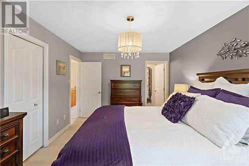 29 Wallsend Avenue, Ottawa, ON - Indoor Photo Showing Bedroom