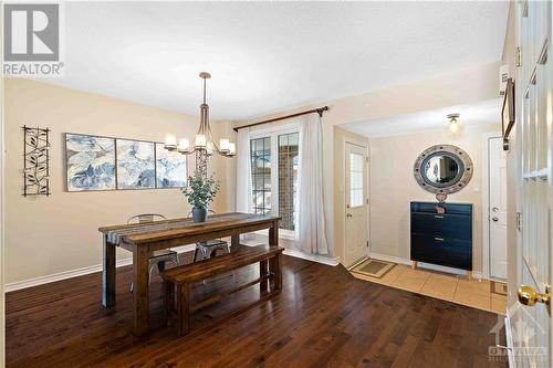 29 Wallsend Avenue, Ottawa, ON - Indoor Photo Showing Dining Room