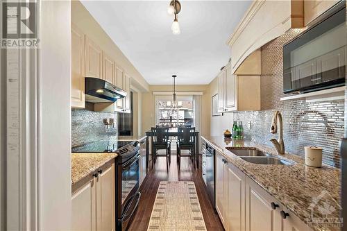 29 Wallsend Avenue, Ottawa, ON - Indoor Photo Showing Kitchen With Double Sink With Upgraded Kitchen