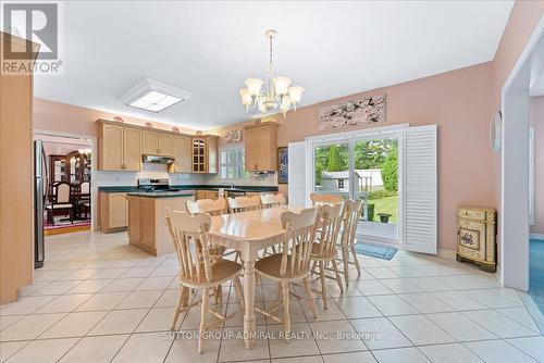 64 Adirondack Dr Drive, Vaughan, ON - Indoor Photo Showing Dining Room