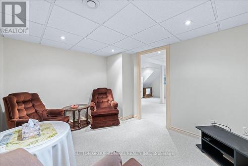 64 Adirondack Dr Drive, Vaughan, ON - Indoor