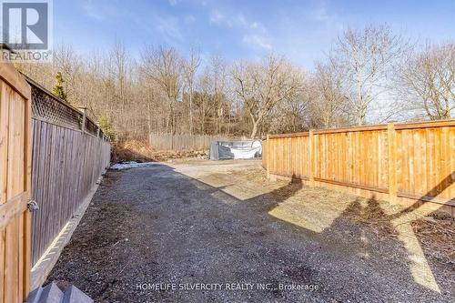 56 David Street, Caledon (Bolton East), ON - Outdoor