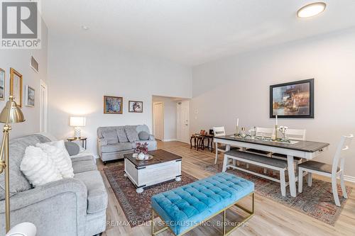 412 - 1350 Main Street E, Milton (Dempsey), ON - Indoor Photo Showing Living Room