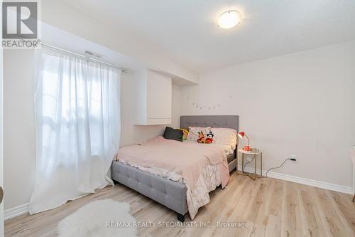 412 - 1350 Main Street E, Milton (Dempsey), ON - Indoor Photo Showing Bedroom