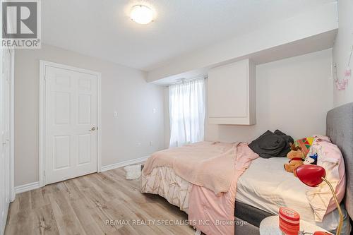 412 - 1350 Main Street E, Milton (Dempsey), ON - Indoor Photo Showing Bedroom