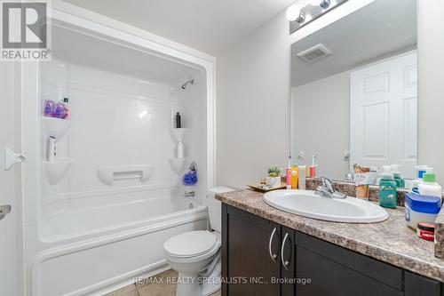 412 - 1350 Main Street E, Milton (Dempsey), ON - Indoor Photo Showing Bathroom