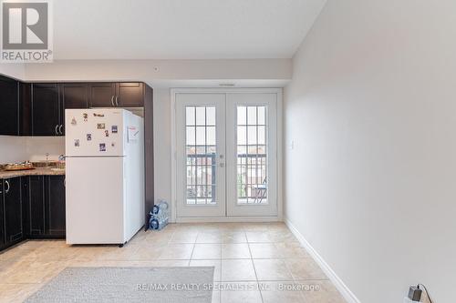 412 - 1350 Main Street E, Milton (Dempsey), ON - Indoor Photo Showing Kitchen