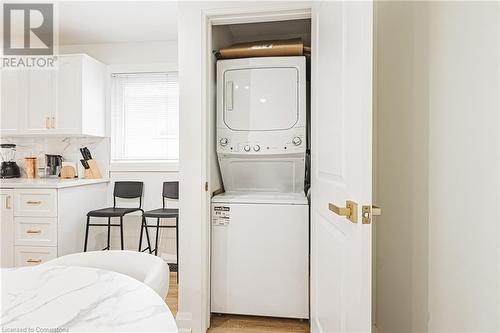 96 Cardinal Drive, Hamilton, ON - Indoor Photo Showing Laundry Room