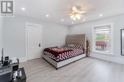 521 Guelph Street, Halton Hills, ON - Indoor Photo Showing Bedroom