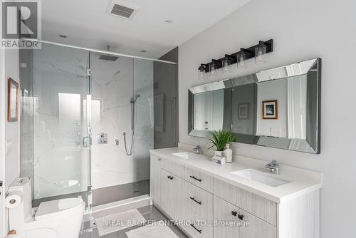 106 Ballacaine Drive, Toronto, ON - Indoor Photo Showing Bathroom