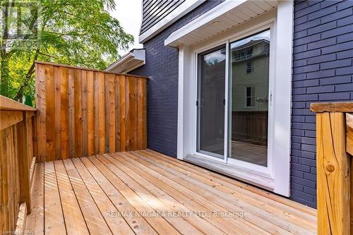 5197 Second Avenue, Niagara Falls, ON - Outdoor With Deck Patio Veranda With Exterior