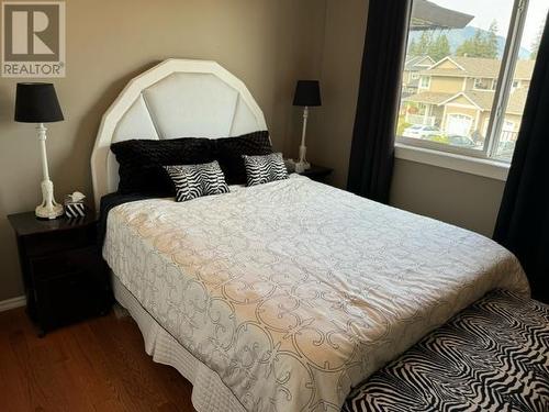 1560 24 Street Ne, Salmon Arm, BC - Indoor Photo Showing Bedroom