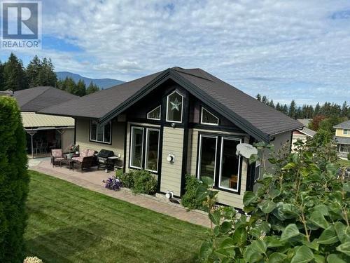 1560 24 Street Ne, Salmon Arm, BC - Outdoor