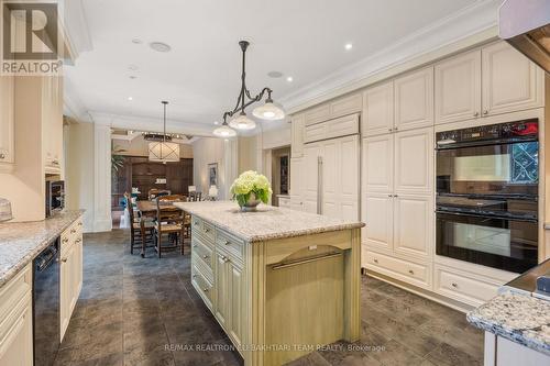 14 Cosmic Drive, Toronto, ON - Indoor Photo Showing Kitchen With Upgraded Kitchen