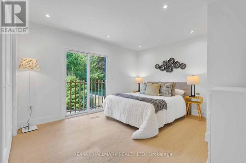 70 Lundy'S Lane, Newmarket, ON - Indoor Photo Showing Bedroom