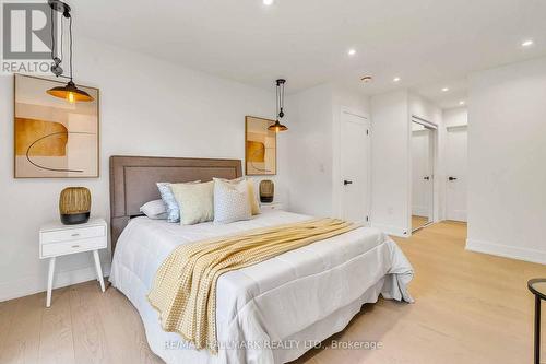 70 Lundy'S Lane, Newmarket, ON - Indoor Photo Showing Bedroom