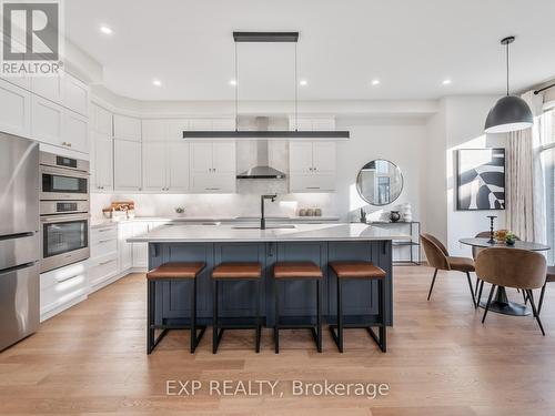 3144 Harasym Trail, Oakville, ON - Indoor Photo Showing Kitchen With Upgraded Kitchen